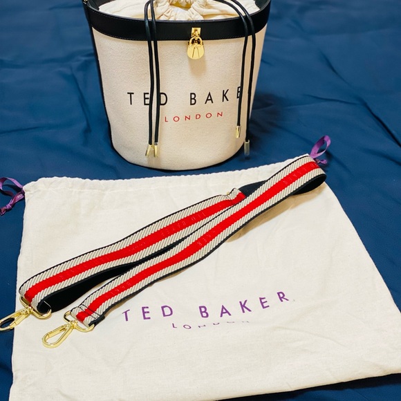Ted Baker Jettia Canvas padlock detail bucket bag - Picture 11 of 12